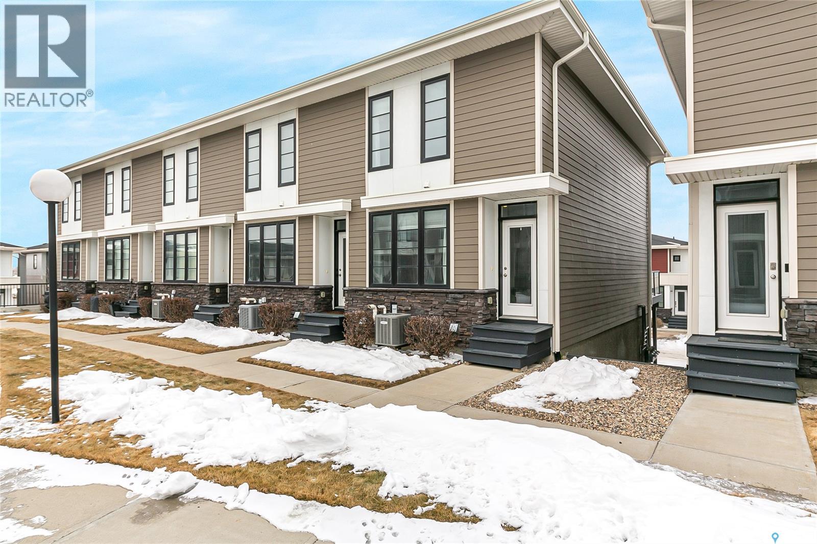 205 3229 Elgaard Drive, Regina, Saskatchewan  S4X 0J9 - Photo 1 - SK029666