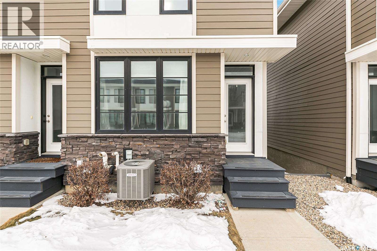 205 3229 Elgaard Drive, Regina, Saskatchewan  S4X 0J9 - Photo 2 - SK029666