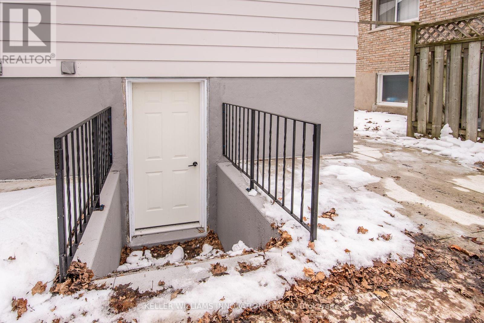 627 Glen Forrest Boulevard, Waterloo, Ontario  N2L 4K1 - Photo 10 - X12845416