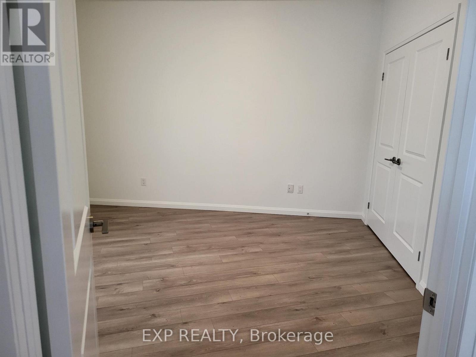 607 - 144 Watson Road, Guelph, Ontario  N1E 0S4 - Photo 7 - X12845444