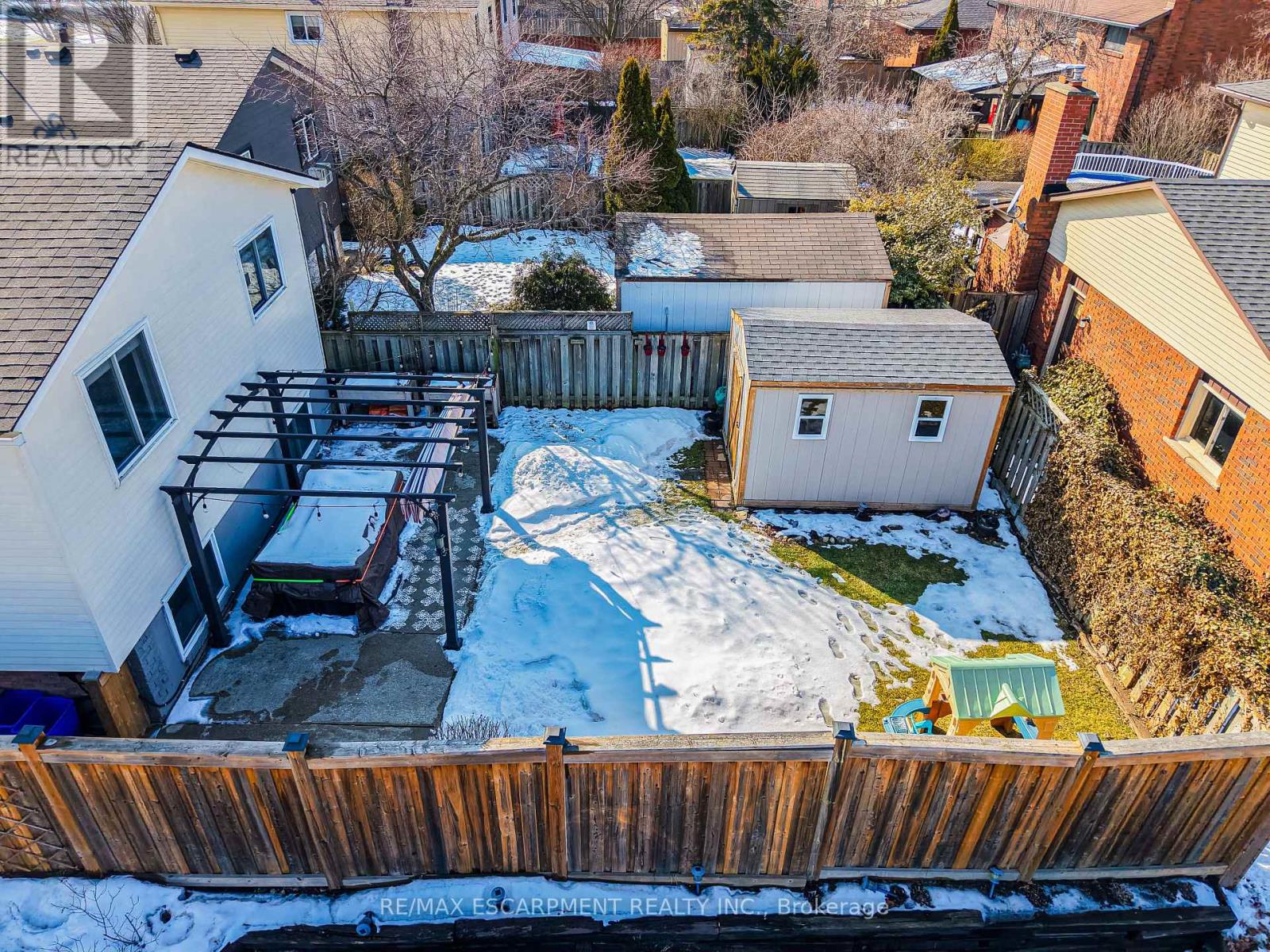 70 Athenia Drive, Hamilton, Ontario  L8J 1S8 - Photo 38 - X12845452