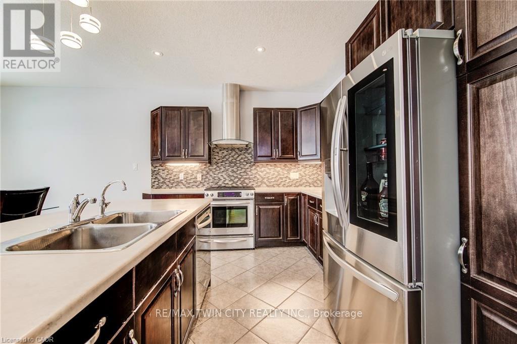 14 La Salle Street, Woolwich, Ontario  N0B 1M0 - Photo 13 - X12845472