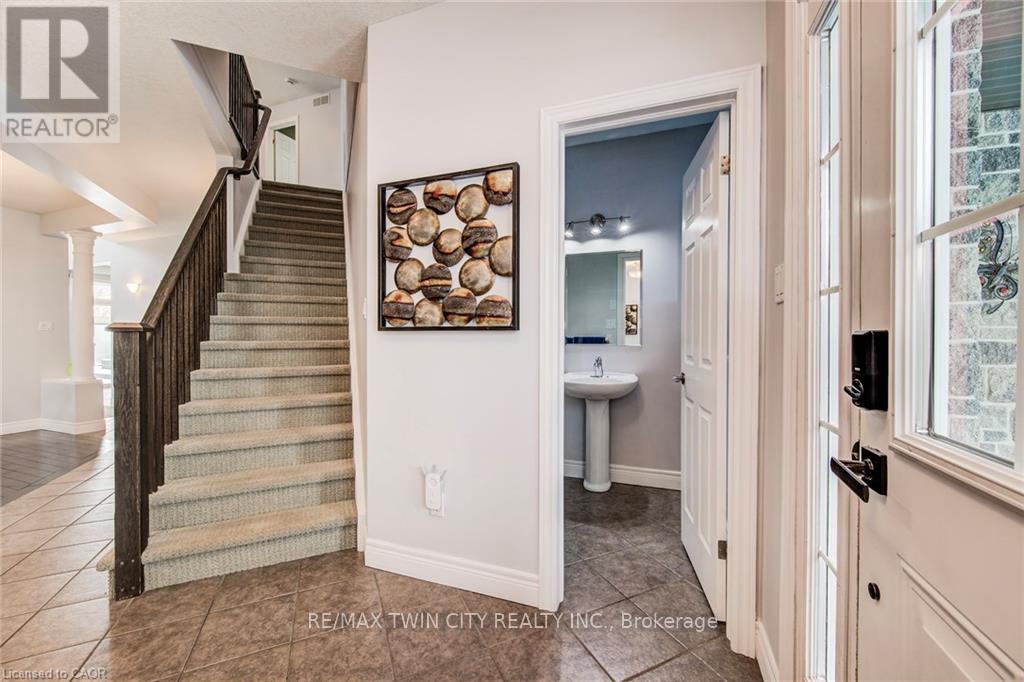 14 La Salle Street, Woolwich, Ontario  N0B 1M0 - Photo 7 - X12845472