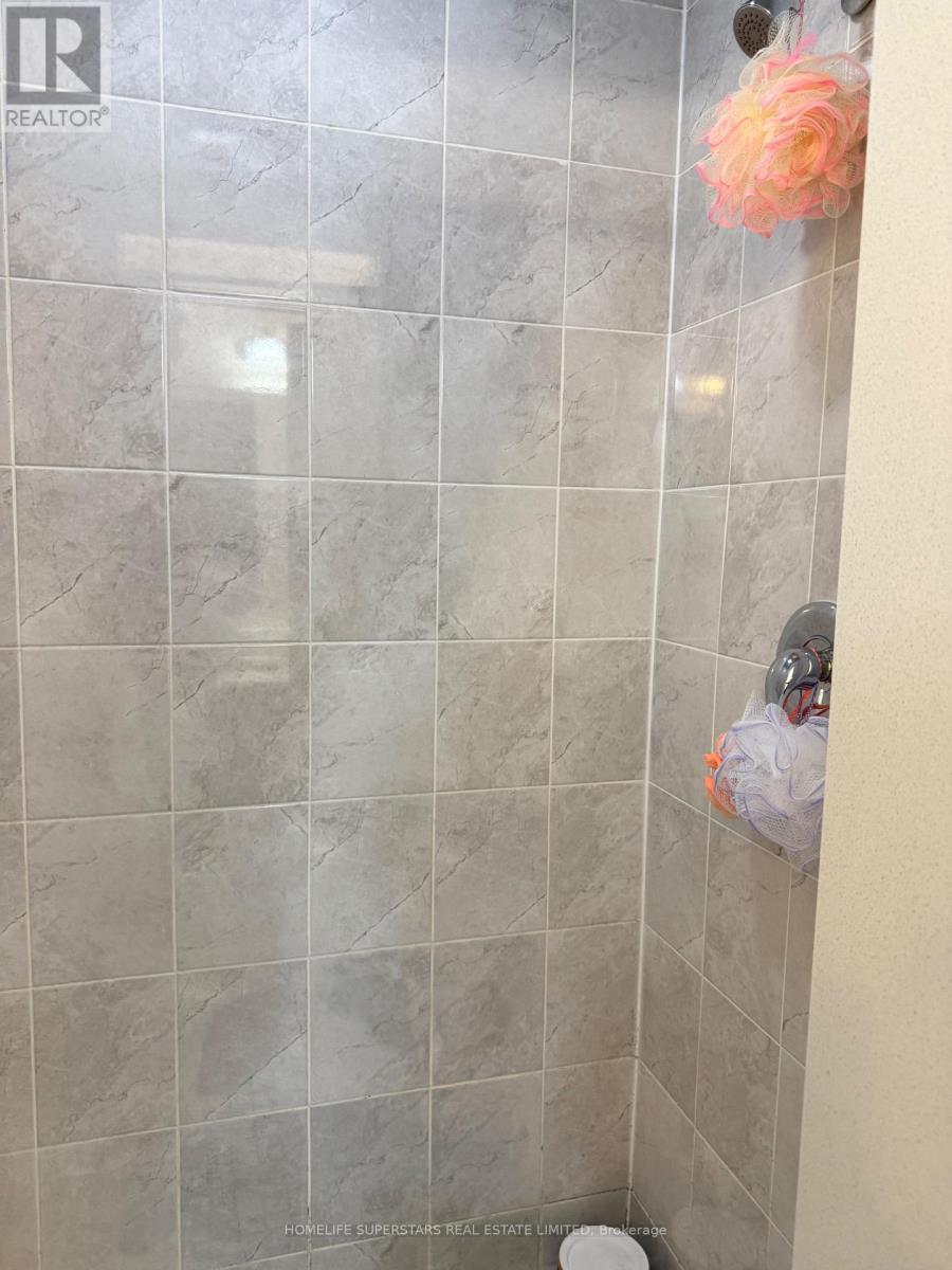 579 Edenbrook Hill Drive, Brampton, Ontario  L7A 4T4 - Photo 31 - W12825508