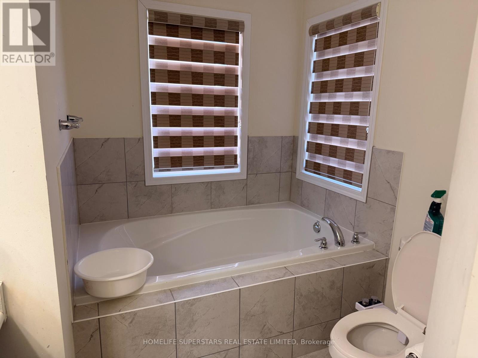 579 Edenbrook Hill Drive, Brampton, Ontario  L7A 4T4 - Photo 24 - W12825508