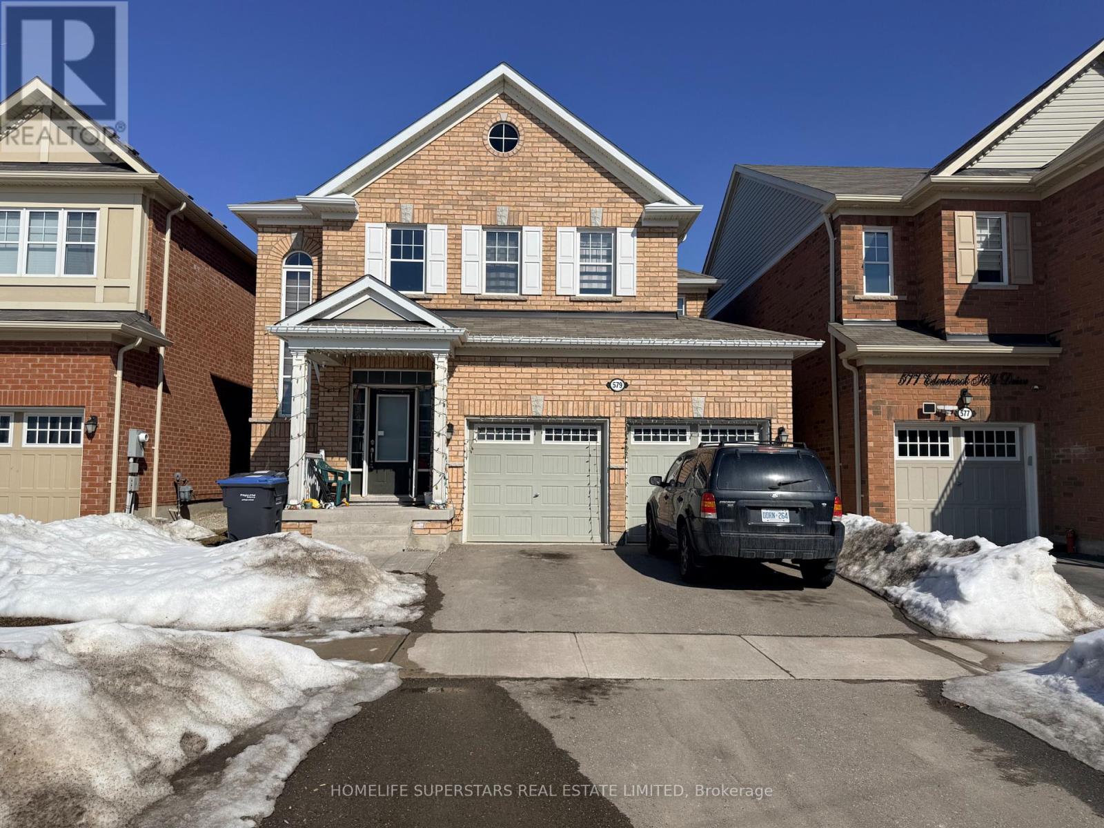 579 Edenbrook Hill Drive, Brampton, Ontario  L7A 4T4 - Photo 2 - W12825508