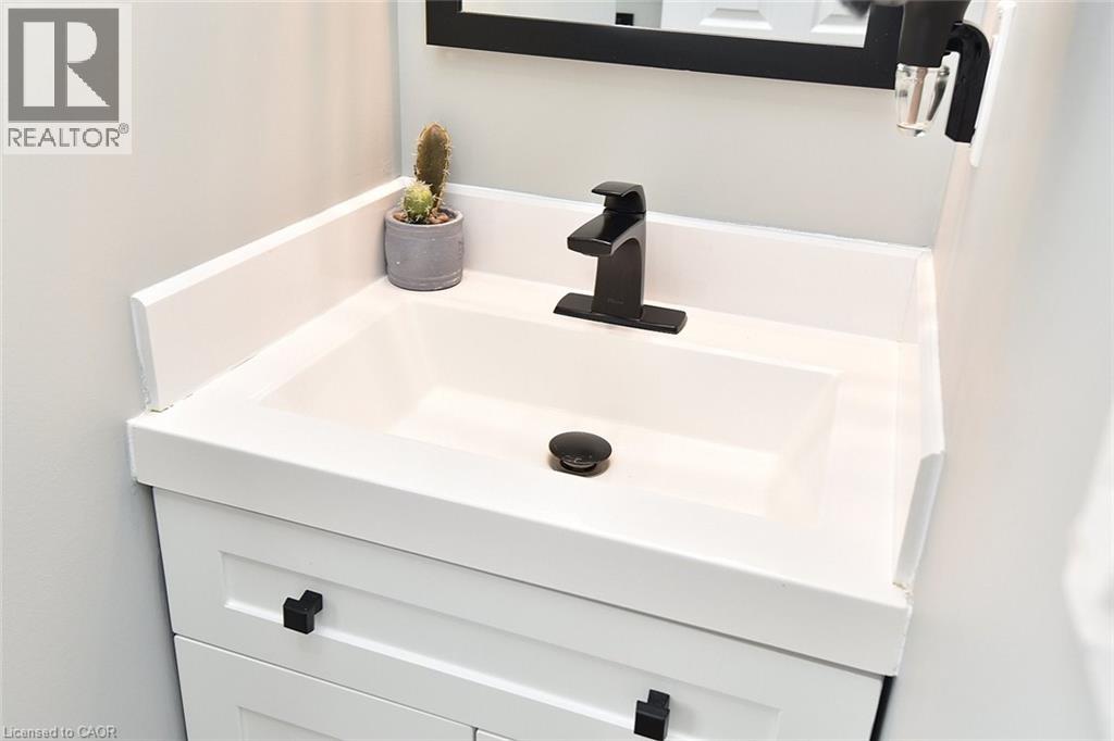 2774 King Street E Unit# 36, Hamilton, Ontario  L8G 1J4 - Photo 31 - 40809379