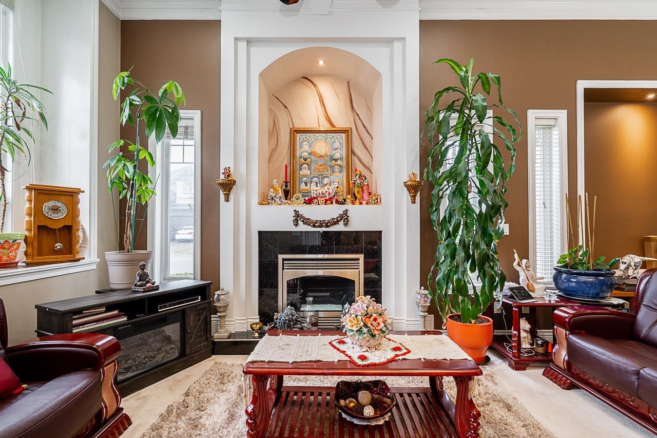 7673 146A STREET, Surrey, British Columbia