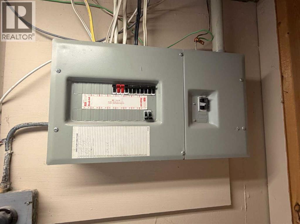 330 3 Avenue E, Bow Island, Alberta  T0K 0G0 - Photo 25 - A2289164