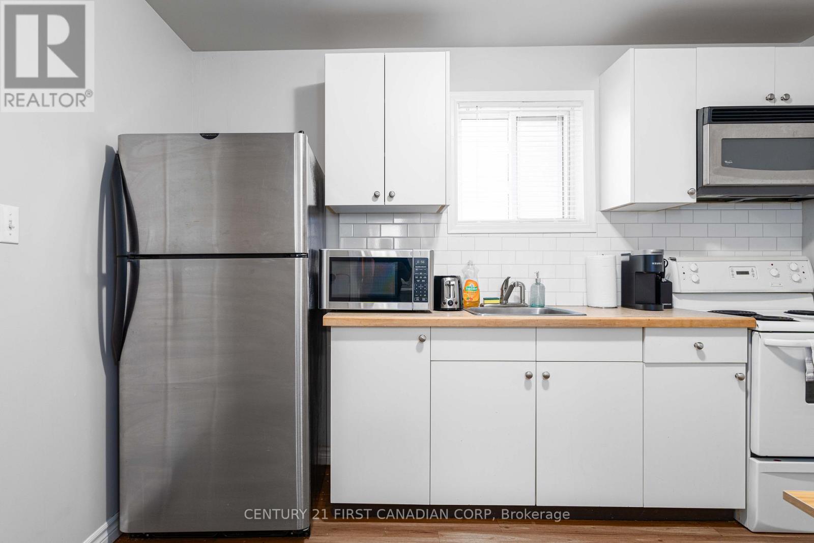 302 Egerton Street, London East, Ontario  N5Z 2G7 - Photo 3 - X12845686