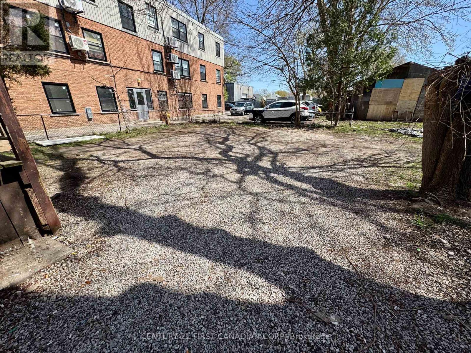 302 Egerton Street, London East, Ontario  N5Z 2G7 - Photo 38 - X12845686