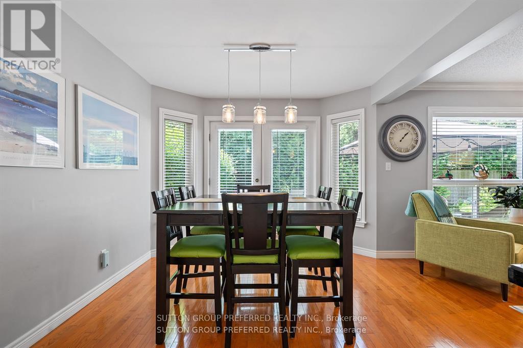 623 Thornwood Court, London North, Ontario  N6H 5J5 - Photo 12 - X12845704