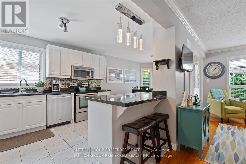 623 Thornwood Court, London North, Ontario  N6H 5J5 - Photo 13 - X12845704