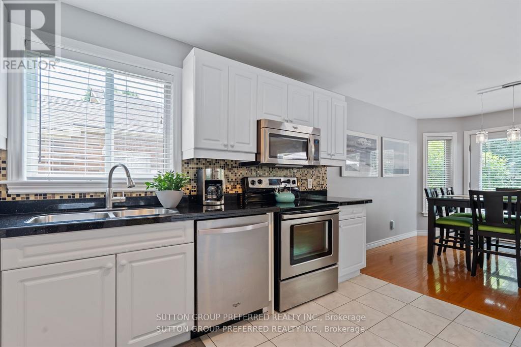 623 Thornwood Court, London North, Ontario  N6H 5J5 - Photo 19 - X12845704