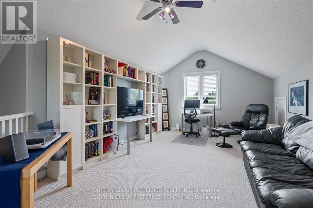 623 Thornwood Court, London North, Ontario  N6H 5J5 - Photo 31 - X12845704