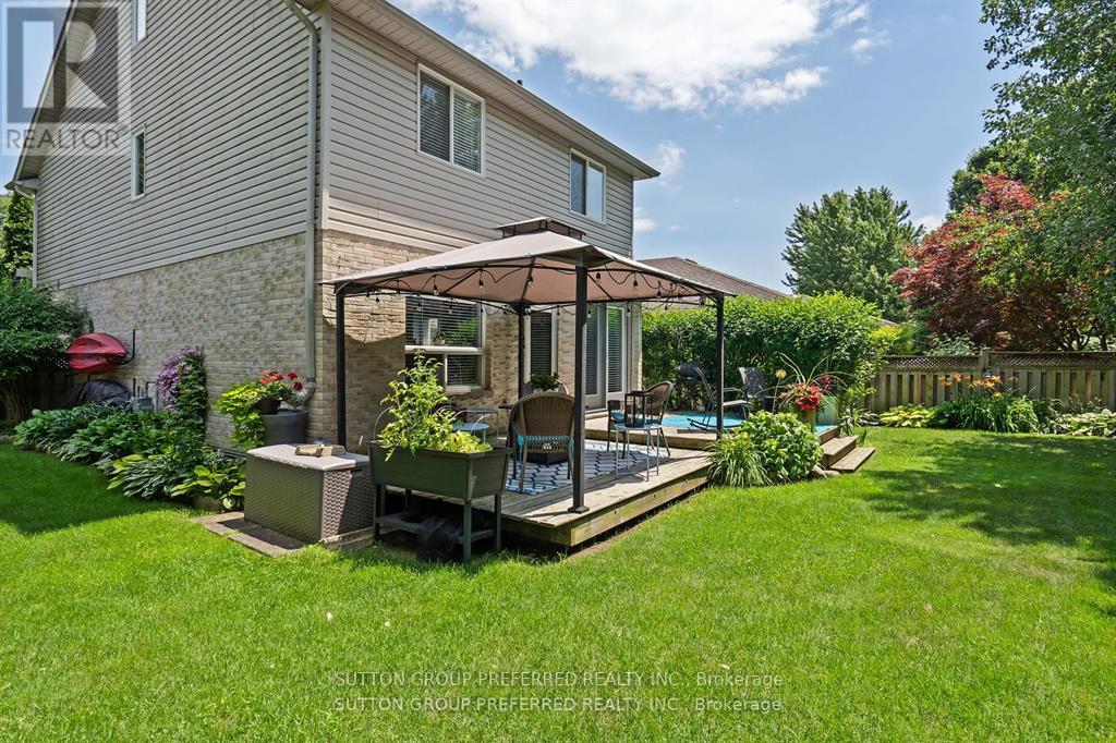 623 Thornwood Court, London North, Ontario  N6H 5J5 - Photo 42 - X12845704