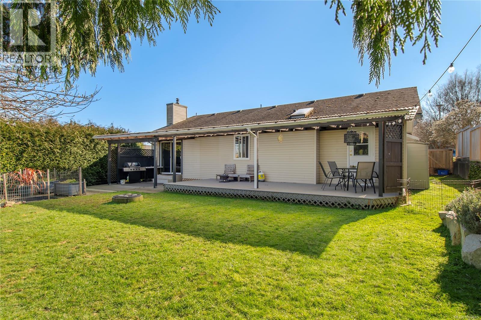 708 Georgia Dr, Campbell River, British Columbia  V9H 1R8 - Photo 36 - 1027645