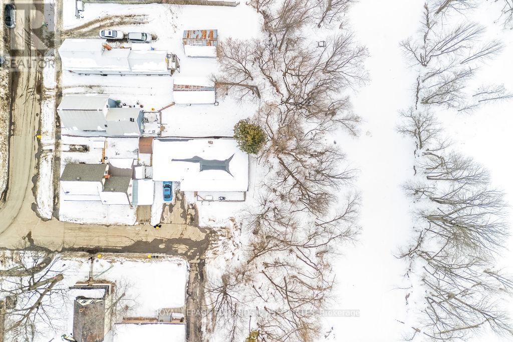 408 Moffat Street, Pembroke, Ontario  K8A 3X9 - Photo 49 - X12845756