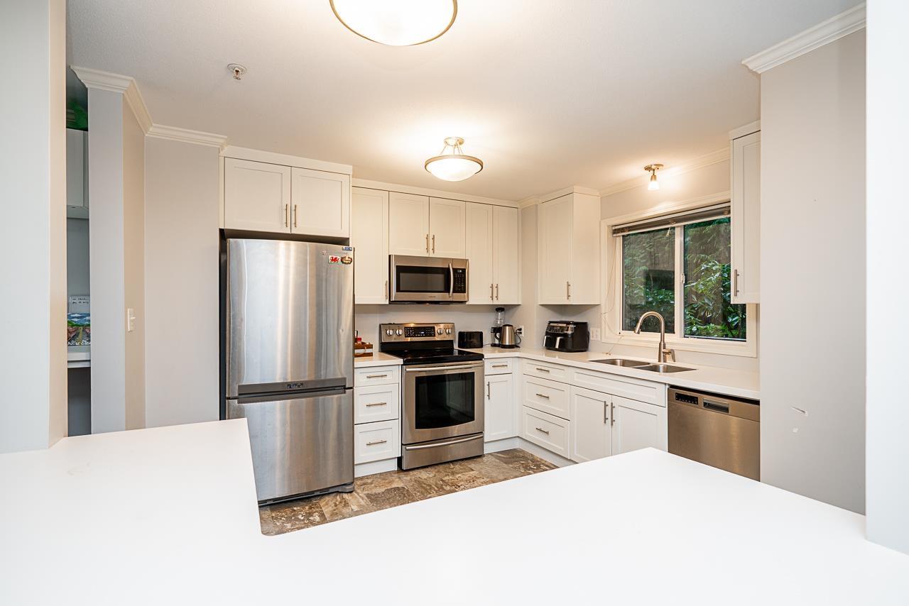 111 33708 King Road, Abbotsford, British Columbia  V2S 8C6 - Photo 11 - R3079298