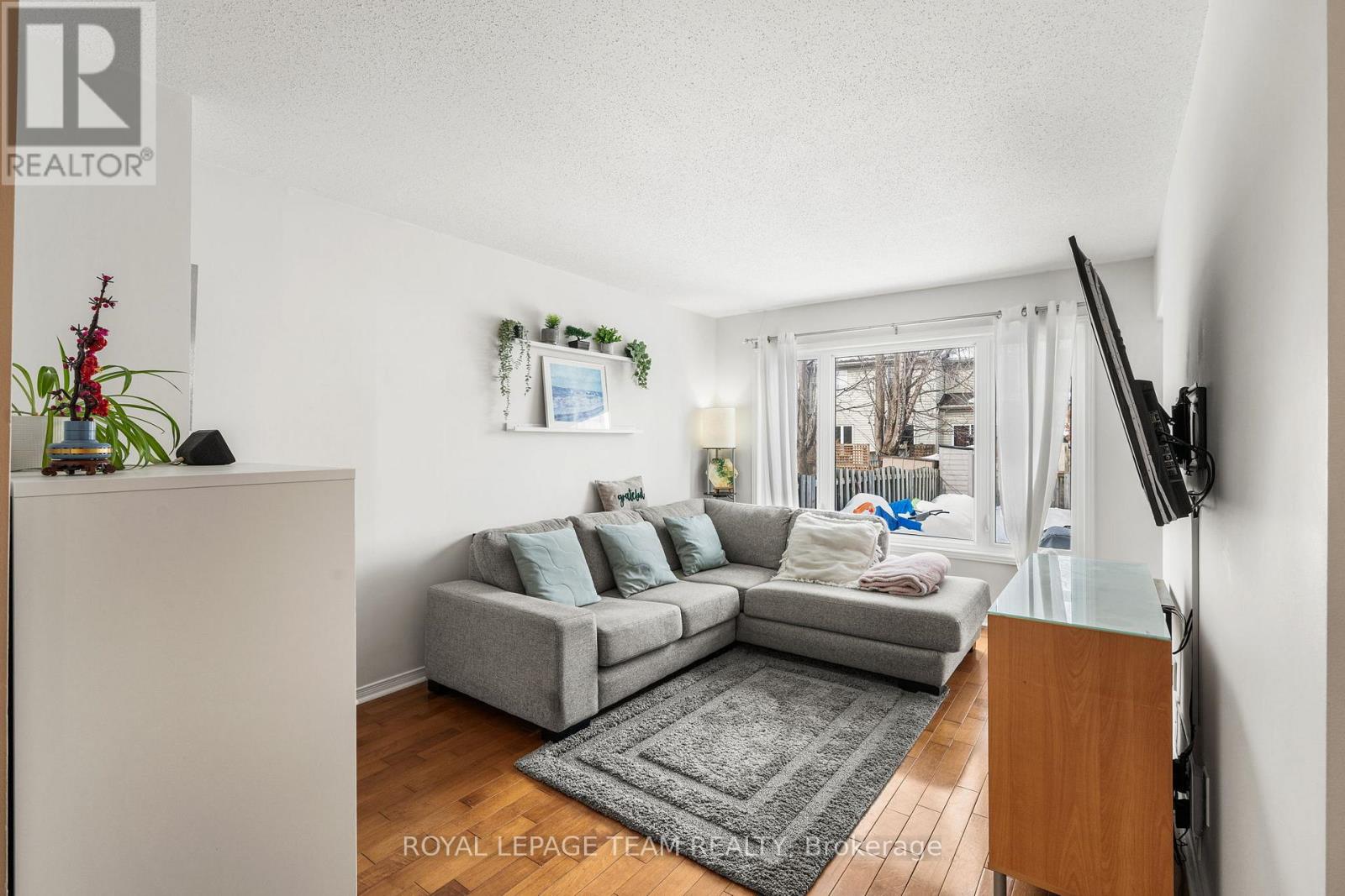 211 Longshire Circle, Ottawa, Ontario  K2J 4K8 - Photo 17 - X12845508