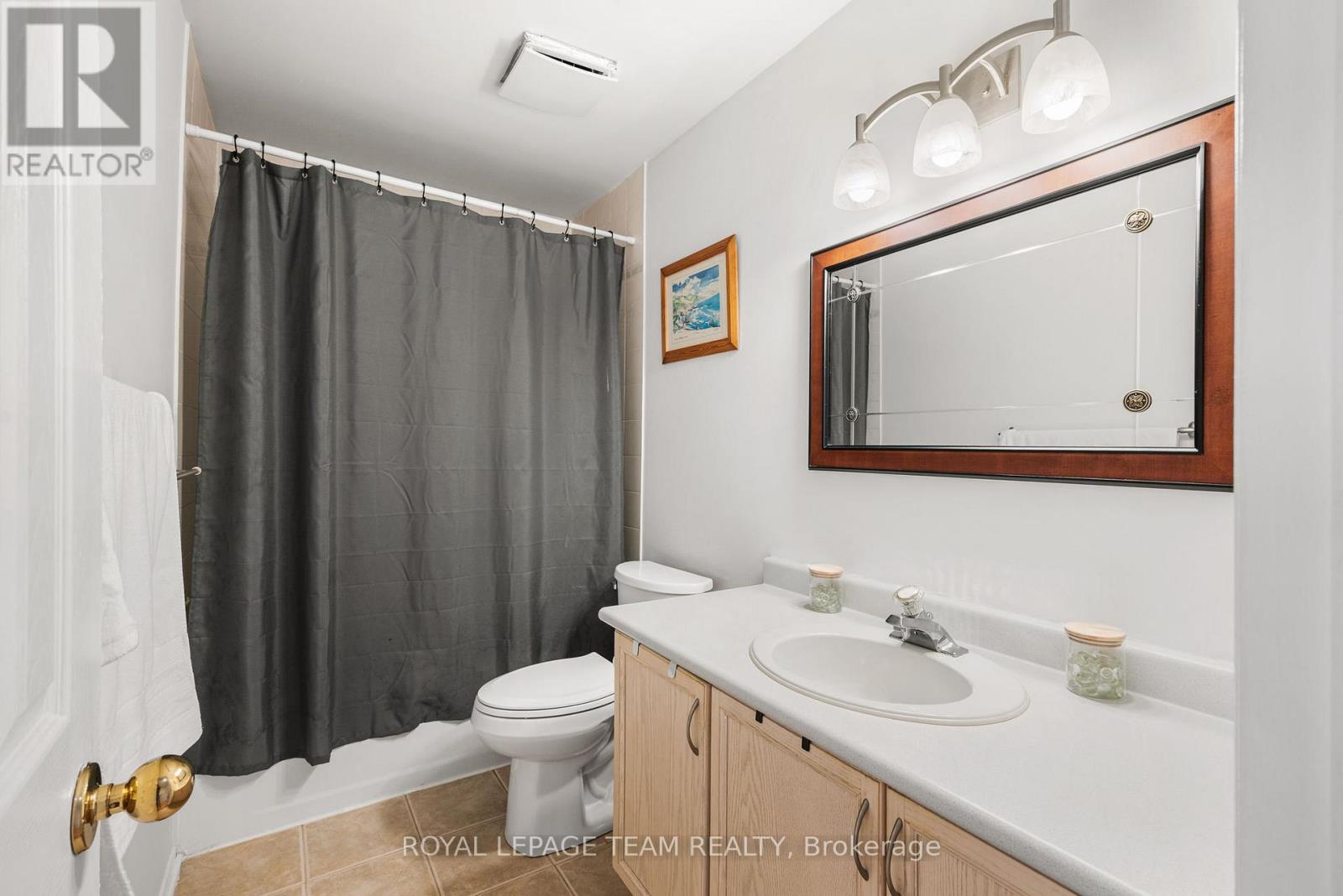 211 Longshire Circle, Ottawa, Ontario  K2J 4K8 - Photo 28 - X12845508