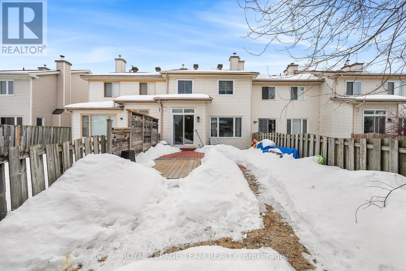 211 Longshire Circle, Ottawa, Ontario  K2J 4K8 - Photo 34 - X12845508