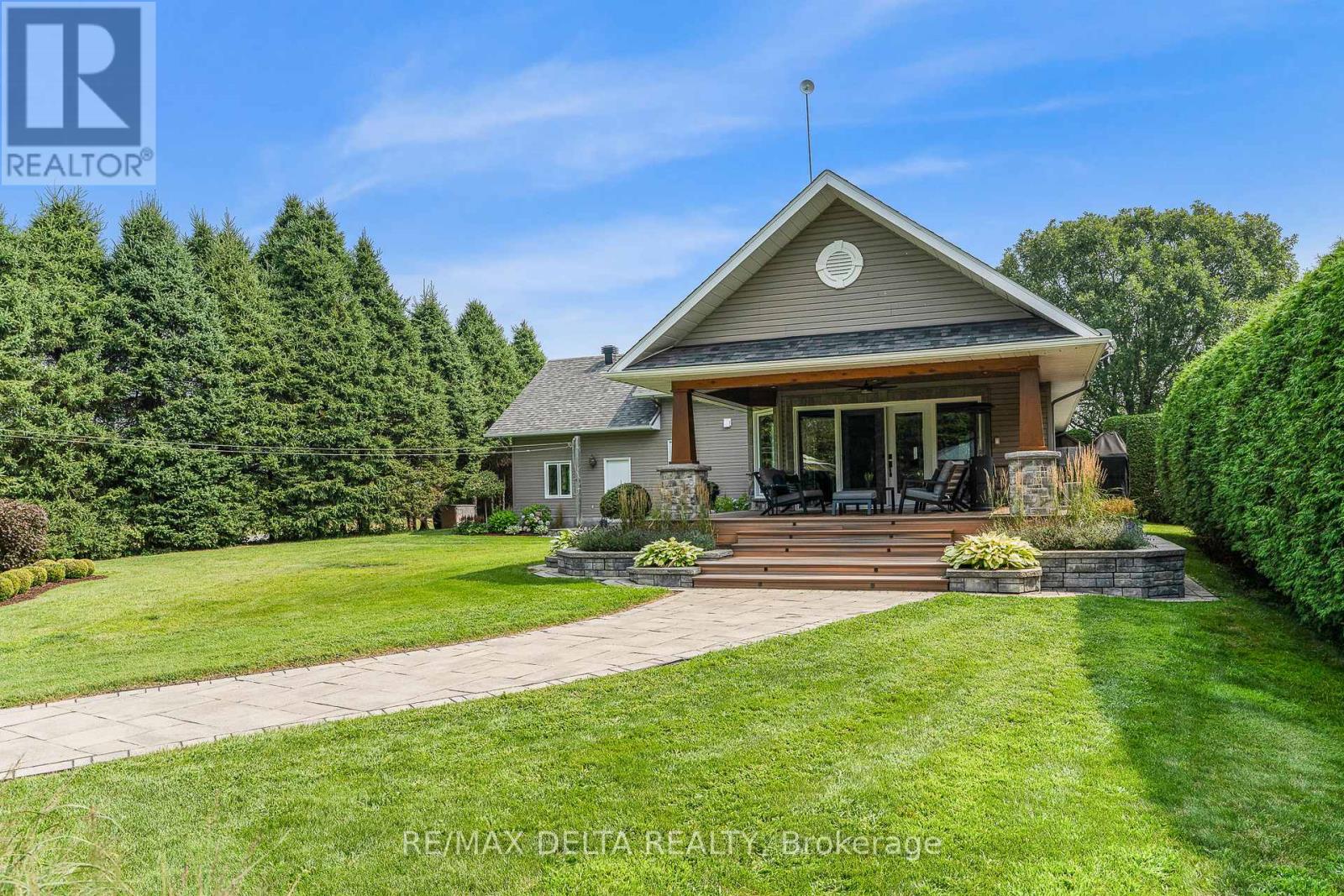 85 Leduc Street, Alfred And Plantagenet, Ontario  K0B 1A0 - Photo 8 - X12845600