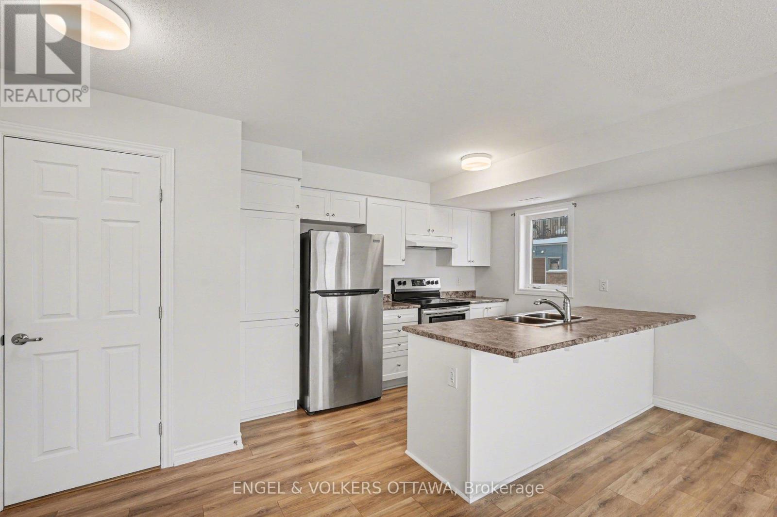 67 - 2276 Watercolours Way, Ottawa, Ontario  K2J 6N2 - Photo 2 - X12845642