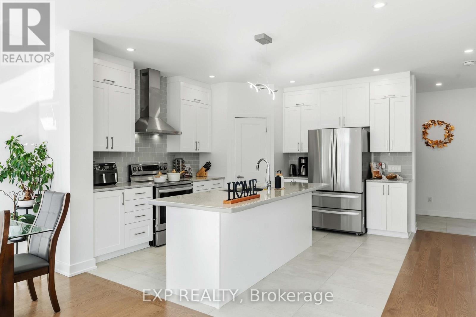 609 Putney Crescent, Ottawa, Ontario  K1S 1N4 - Photo 15 - X12845676