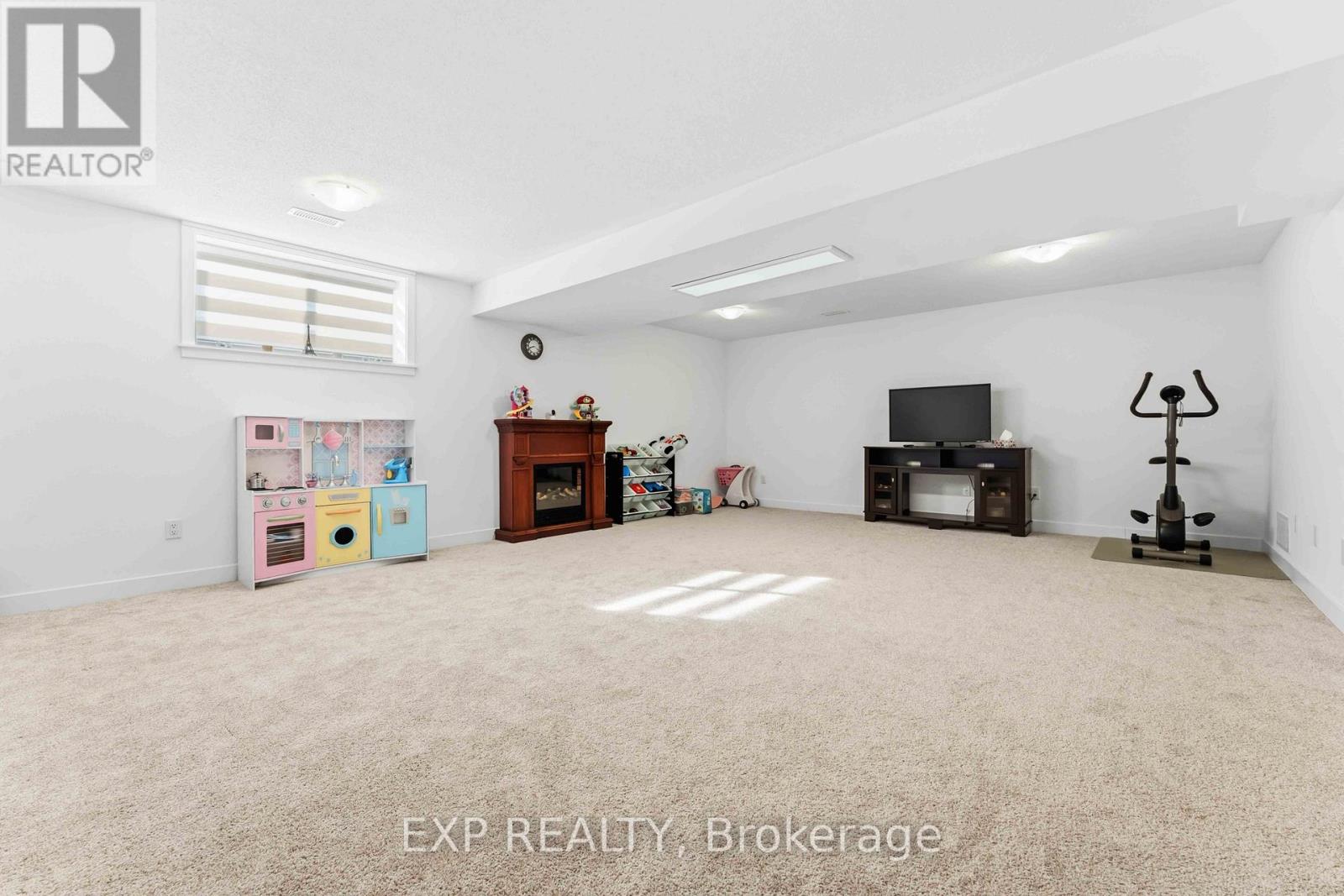 609 Putney Crescent, Ottawa, Ontario  K1S 1N4 - Photo 38 - X12845676