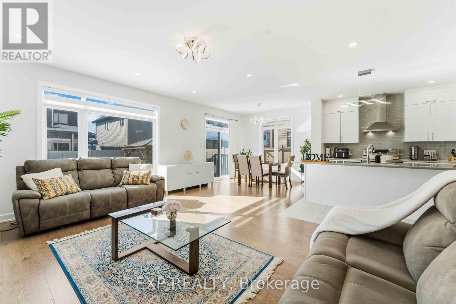 609 Putney Crescent, Ottawa, Ontario  K1S 1N4 - Photo 8 - X12845676