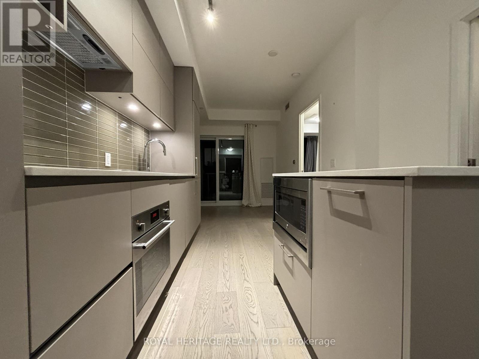 4501 - 1 Yorkville Avenue, Toronto, Ontario  M4W 0B1 - Photo 3 - C12845380