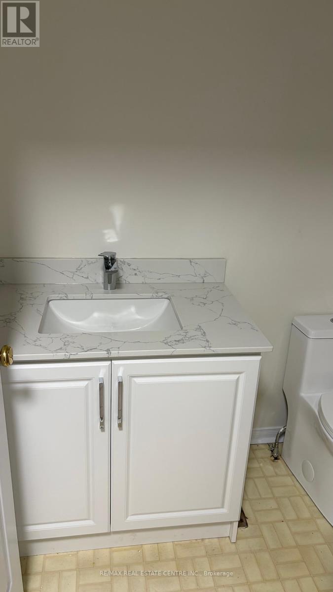 53 Thorntree Crescent, Brampton, Ontario  L6Y 3Y1 - Photo 27 - W12793360