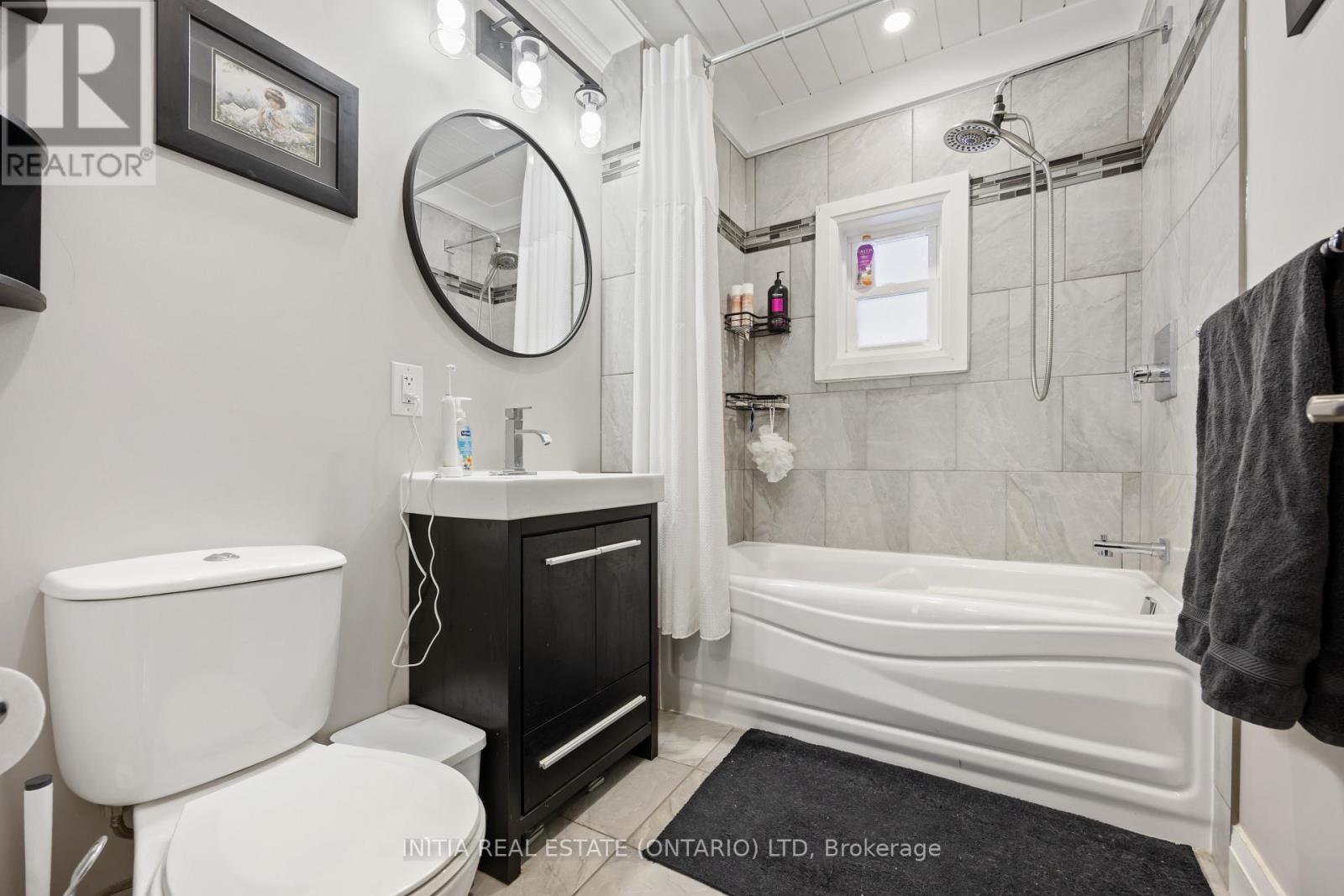 269 Ross Avenue, Sarnia, Ontario  N7T 1K1 - Photo 8 - X12755258