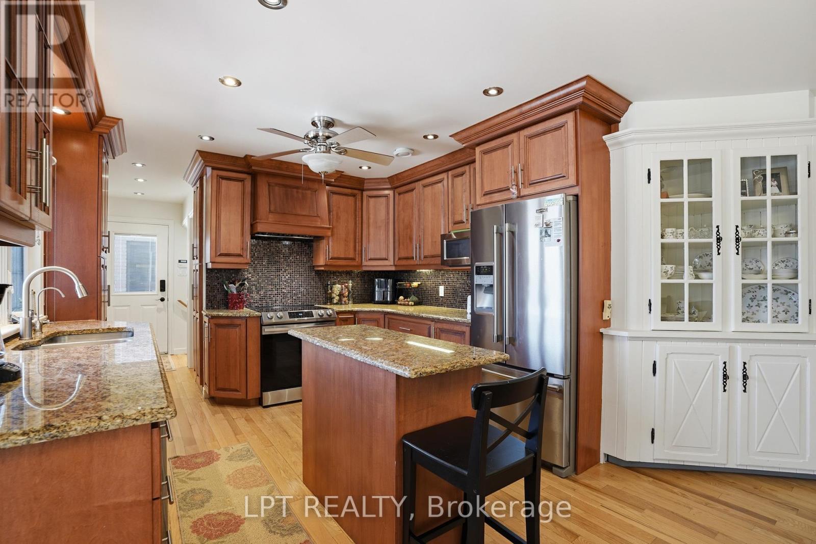 10 Orchard Street, Hawkesbury, Ontario  K6A 2V7 - Photo 19 - X12845060