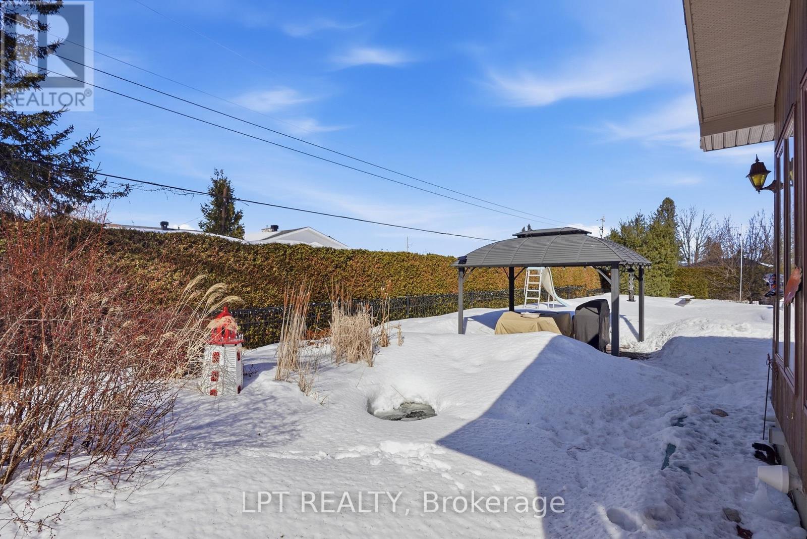 10 Orchard Street, Hawkesbury, Ontario  K6A 2V7 - Photo 40 - X12845060