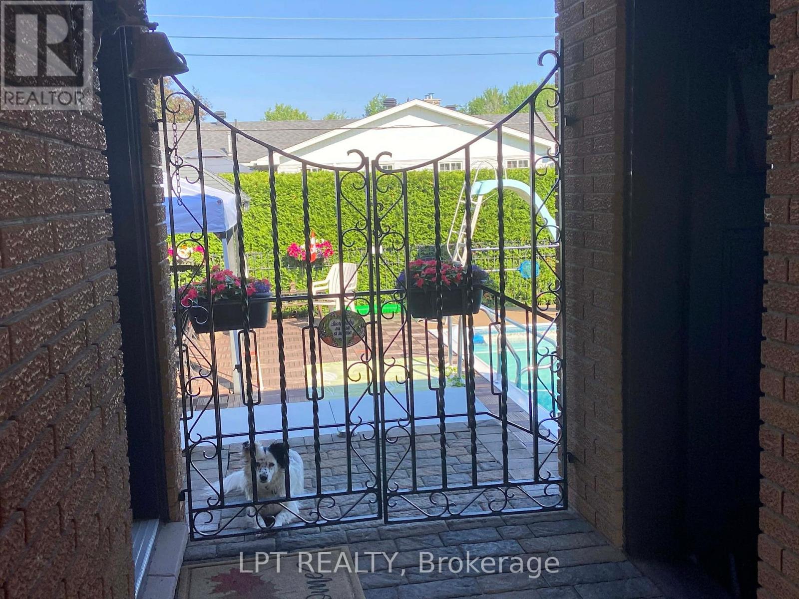 10 Orchard Street, Hawkesbury, Ontario  K6A 2V7 - Photo 5 - X12845060