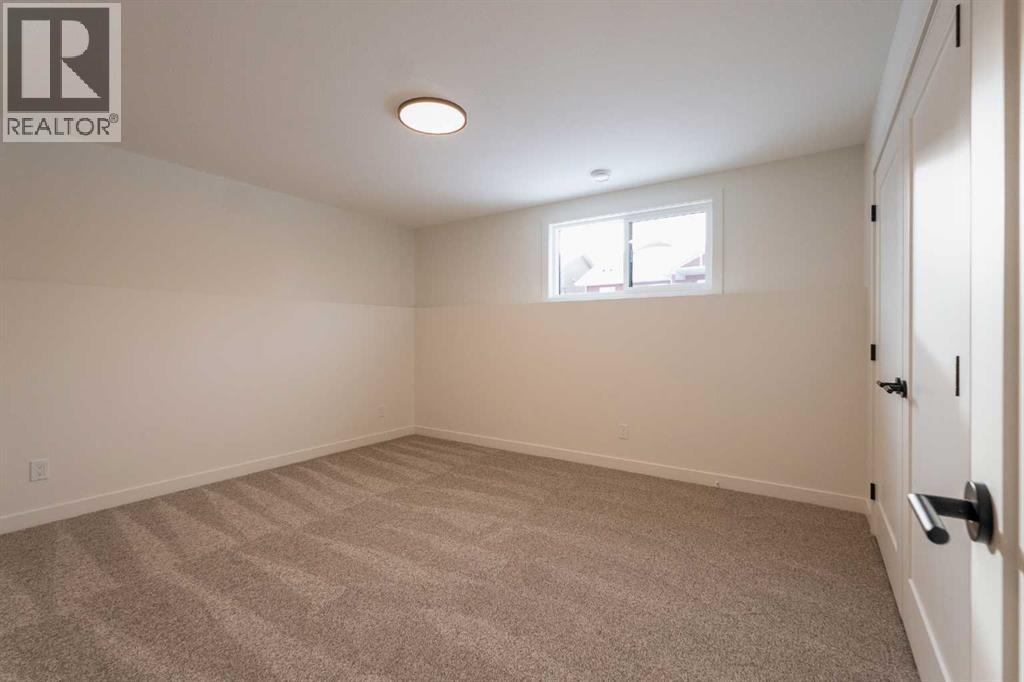 3040 21 Street, Coaldale, Alberta  T1M 0E9 - Photo 47 - A2276267