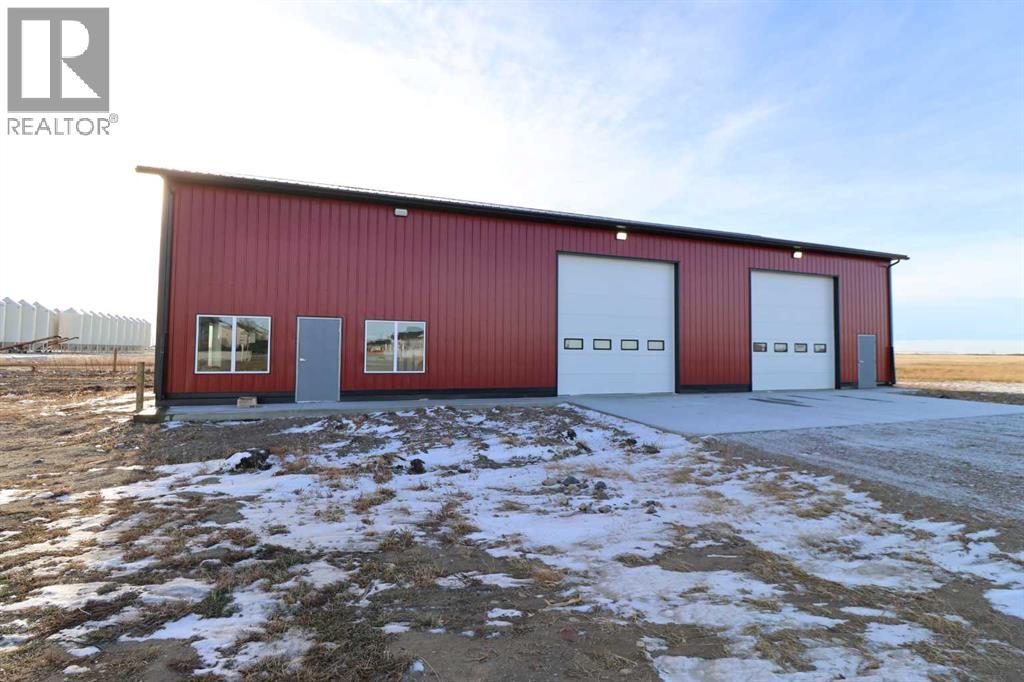 320 Railway Ave, Enchant, Alberta  T0K 0V0 - Photo 1 - A2277637