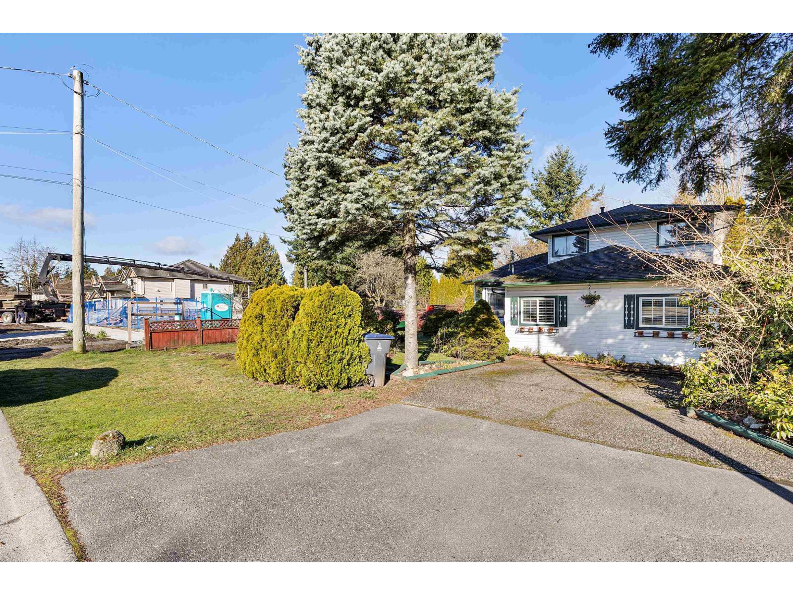 13385 60 Avenue, Surrey, British Columbia  V3X 2M1 - Photo 2 - R3095977