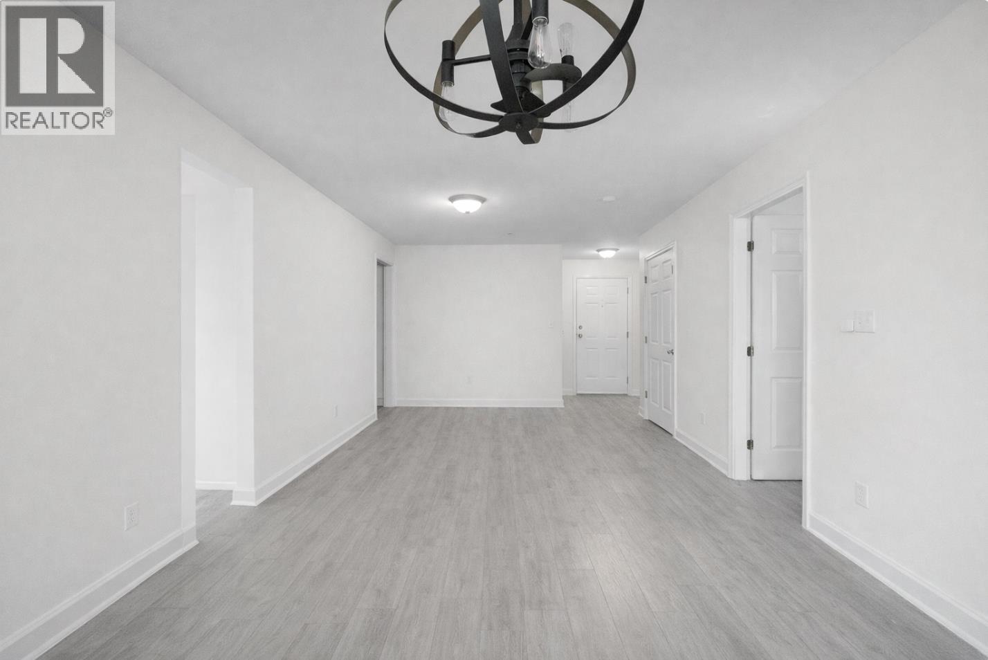 313 3085 Primrose Lane, Coquitlam, British Columbia  V3B 7S3 - Photo 3 - R3072606