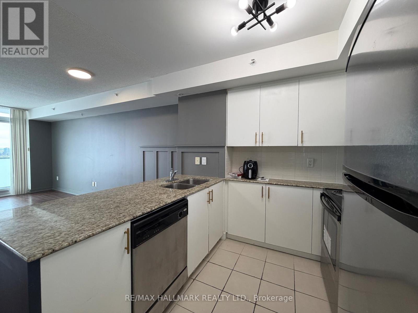 1805 - 5740 Yonge Street, Toronto, Ontario  M2M 0B1 - Photo 6 - C12845538