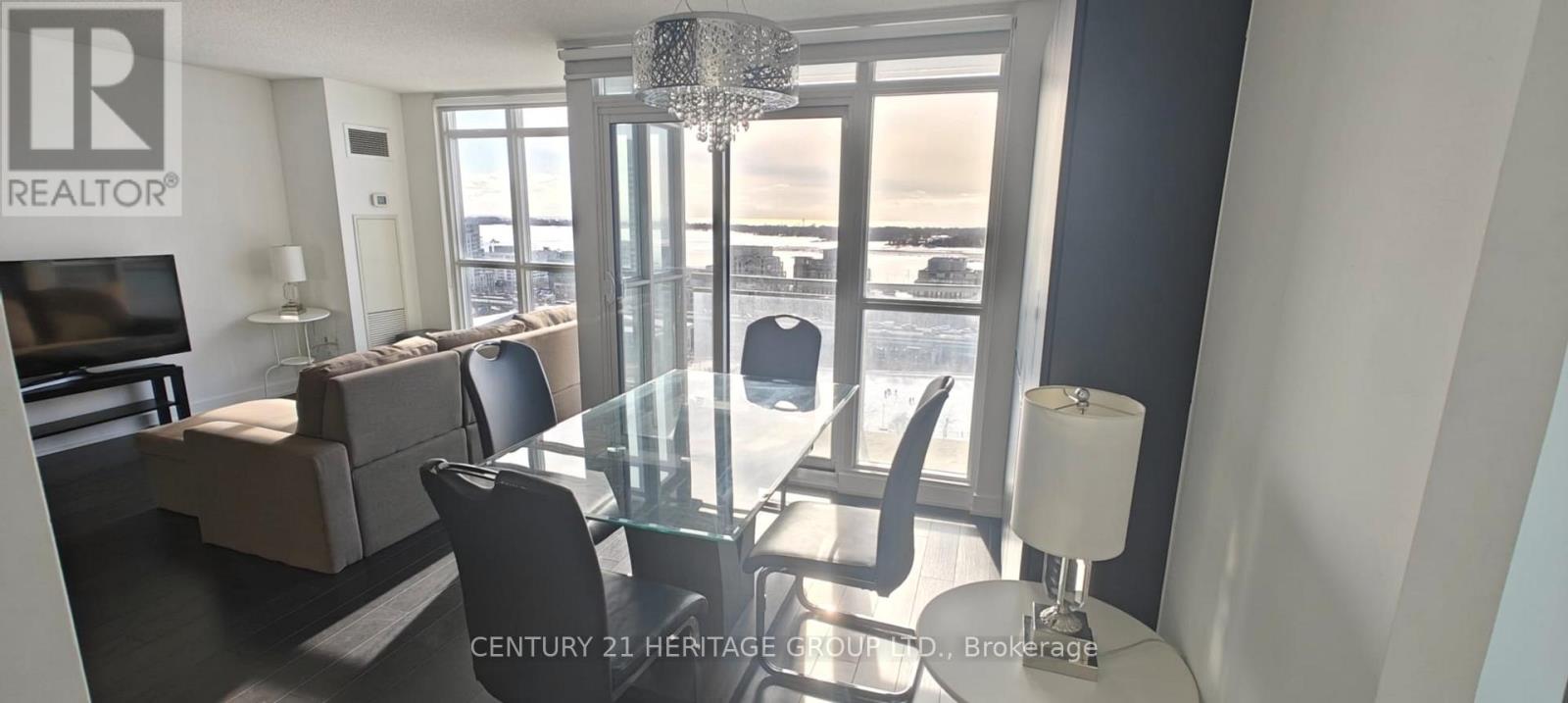 2009 - 15 Iceboat Terrace, Toronto, Ontario  M5V 4A5 - Photo 7 - C12845542