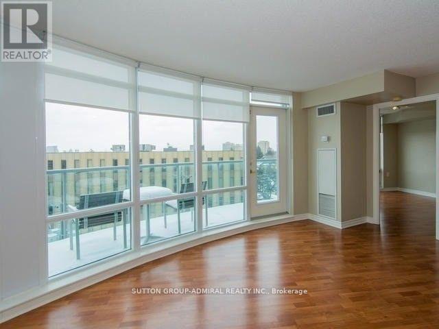 305 - 3830 Bathurst Street, Toronto, Ontario  M3H 6C5 - Photo 2 - C12845550