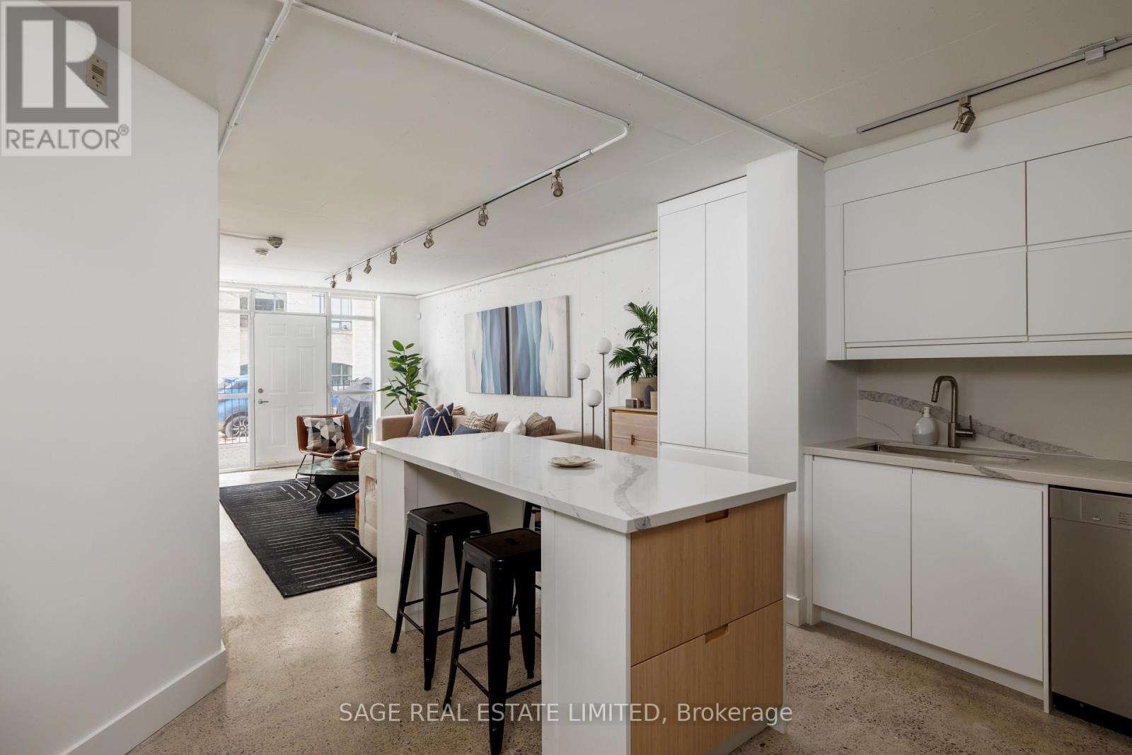 103 - 955 QUEEN STREET W, Toronto, Ontario