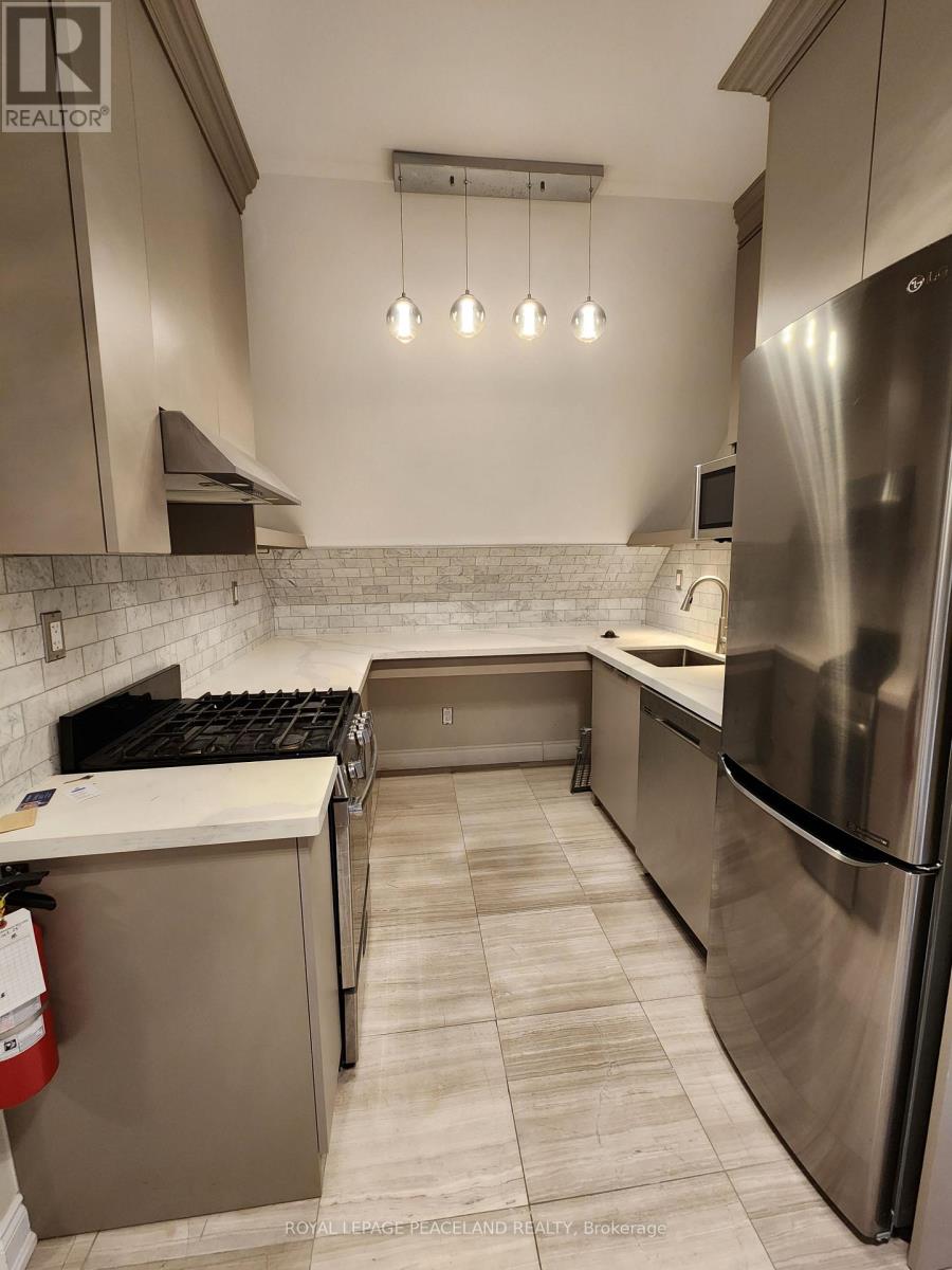 3rd Flr - 101 Bedford Road, Toronto, Ontario  M5R 2K4 - Photo 2 - C12845634