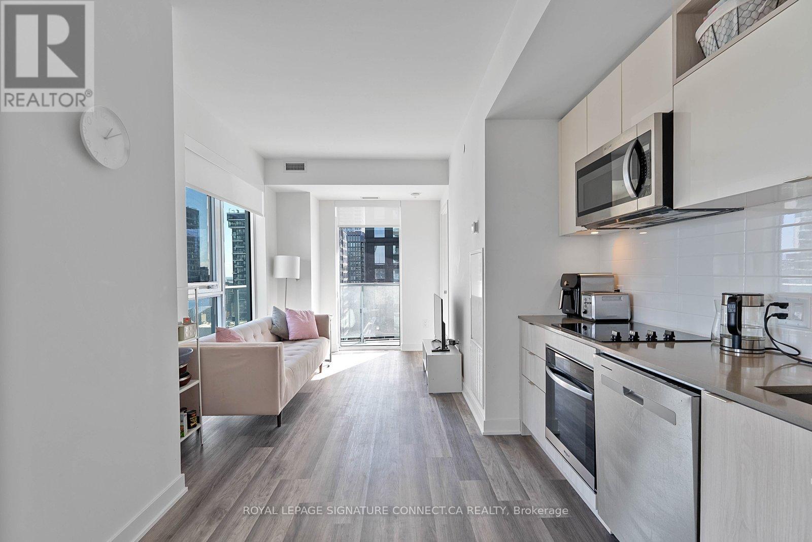 2107 - 100 Dalhousie Street, Toronto, Ontario  M5B 0C7 - Photo 2 - C12845670