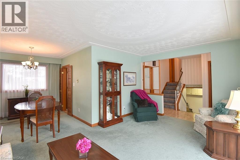 23 Lynndale Drive, Dundas, Ontario  L9H 3L4 - Photo 7 - 40793967