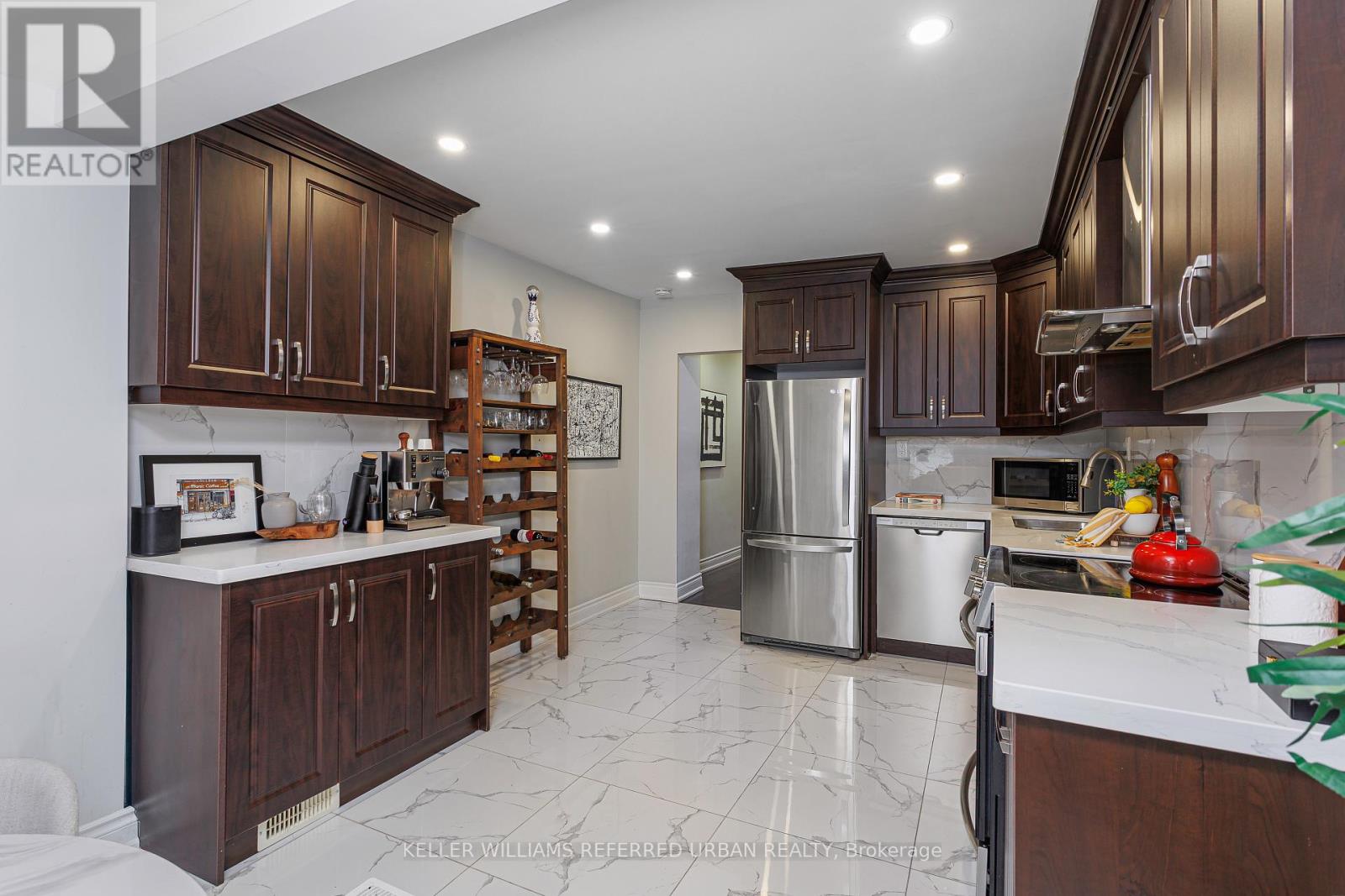 647 Rhodes Avenue, Toronto, Ontario  M4J 4X5 - Photo 13 - E12845556