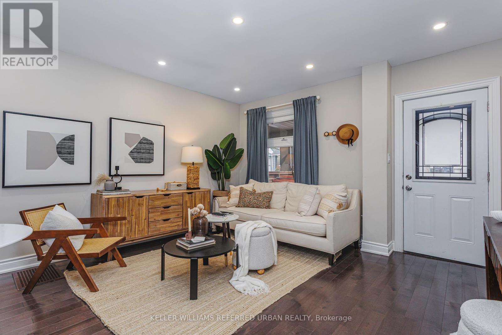 647 Rhodes Avenue, Toronto, Ontario  M4J 4X5 - Photo 3 - E12845556